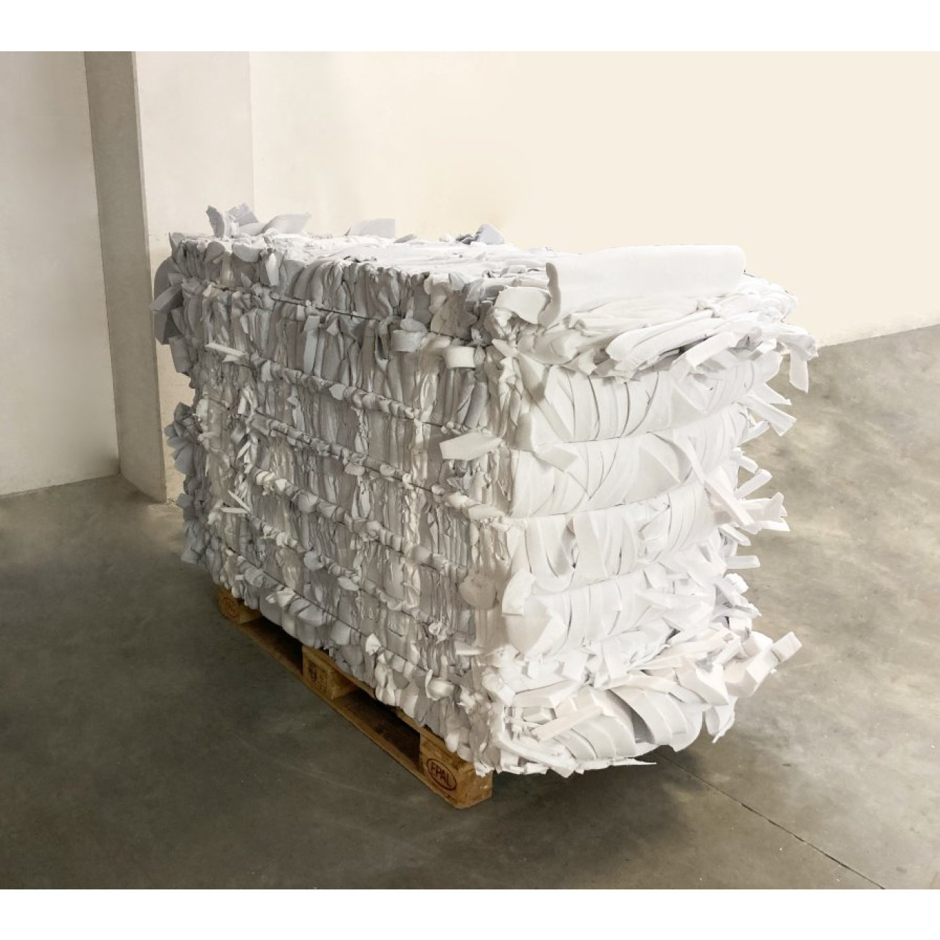 Restblock aus Basotect® Reststücken, gepresst 150cm x 80cm x 100cm, ca. 150Kg
