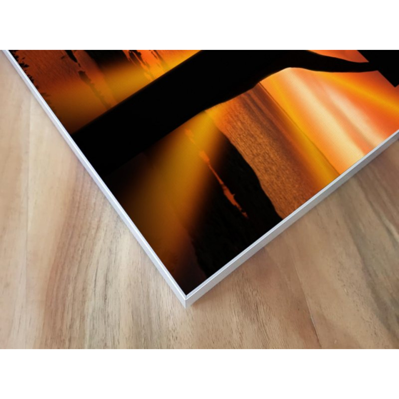 Akustikbild Gipfelkreuz im Sonnenuntergang