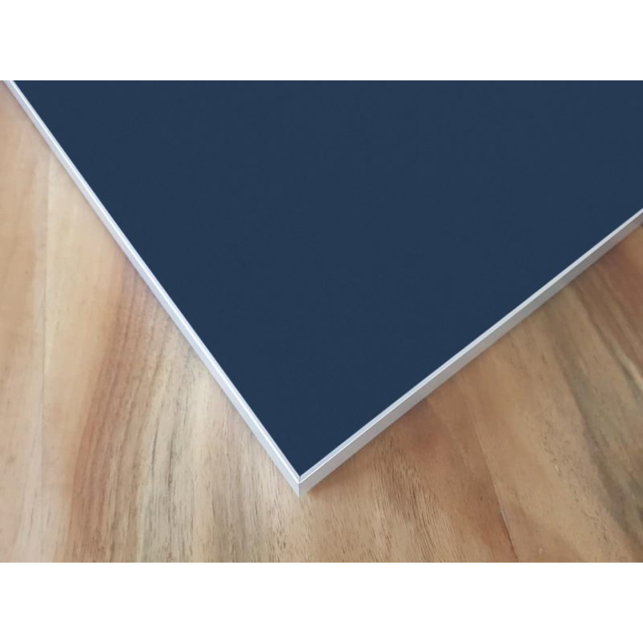 Akustikbild Unifarben mit hochwertigem ©Camira YS005