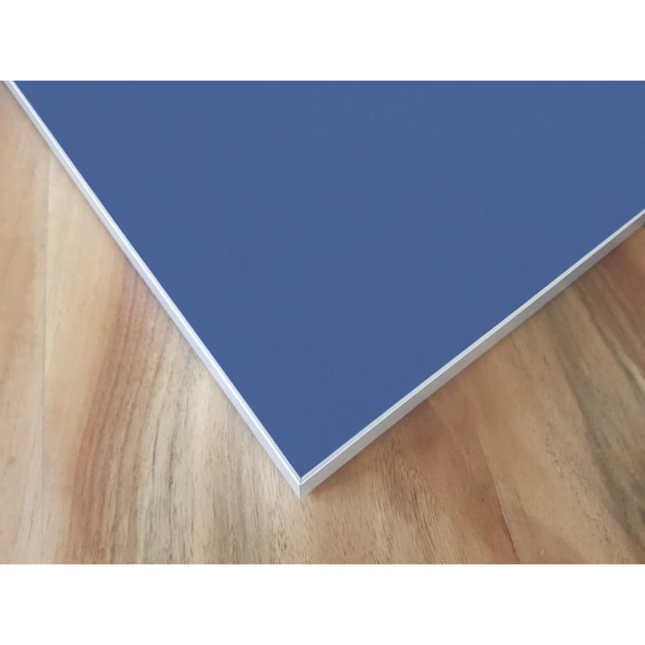 Akustikbild Unifarben mit hochwertigem ©Camira YS097