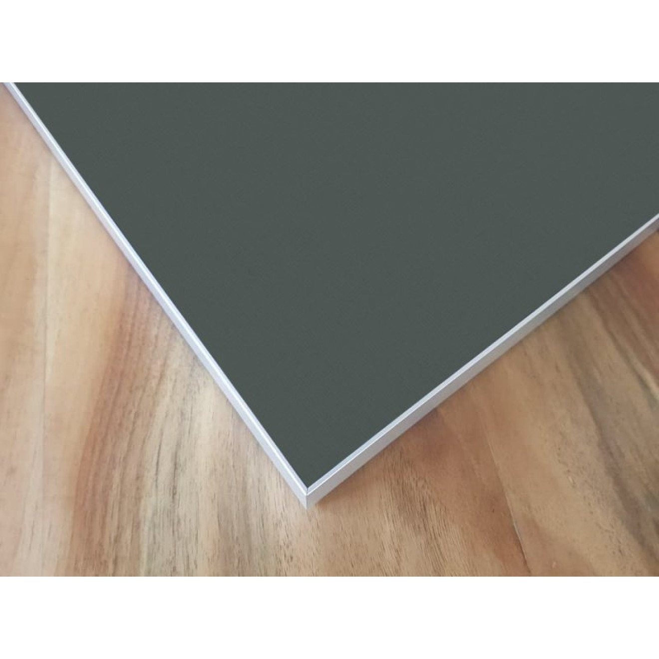Akustikbild Unifarben mit hochwertigem ©Camira YS141