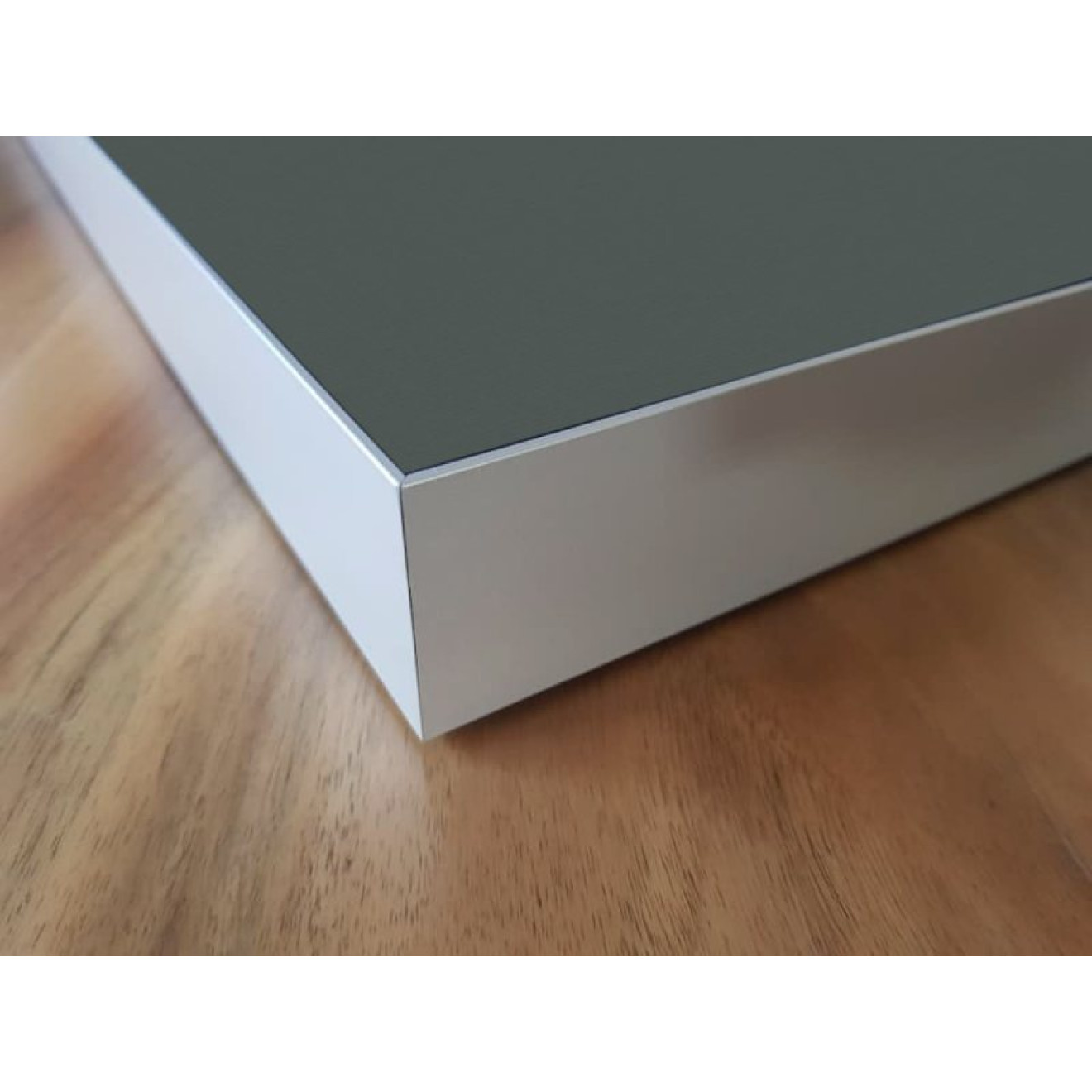 Akustikbild Unifarben mit hochwertigem ©Camira YS141
