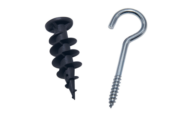 Ein Haken + Dübel für hängende Schaumstoffbefestigung