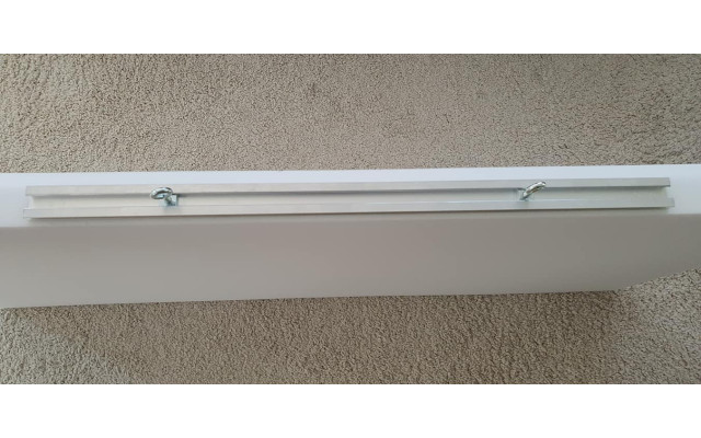 50cm Montageschiene für Wand- oder Deckenbefestigung