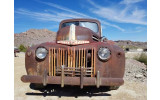 Akustikbild Rostiger Oldtimer frontal